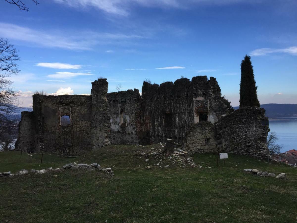 Casa Corte Alla Rocca Arona Exterior photo